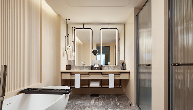 Radisson Collection Hi-Tech Zone Chengdu - Collection Grand Suite with River View
