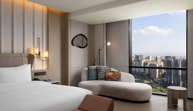 Radisson Collection Hi-Tech Zone Chengdu - Collection Grand Suite with River View