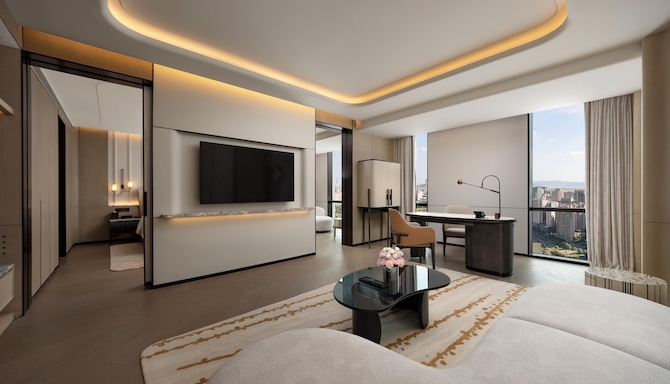 Radisson Collection Hi-Tech Zone Chengdu - Collection Grand Suite with River View