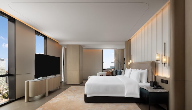 Radisson Collection Hi-Tech Zone Chengdu - Grand Skyline King Room with River View