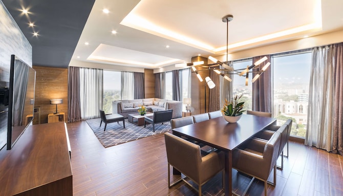 Radisson Collection Hotel Bamako - Presidential suite living and dining area