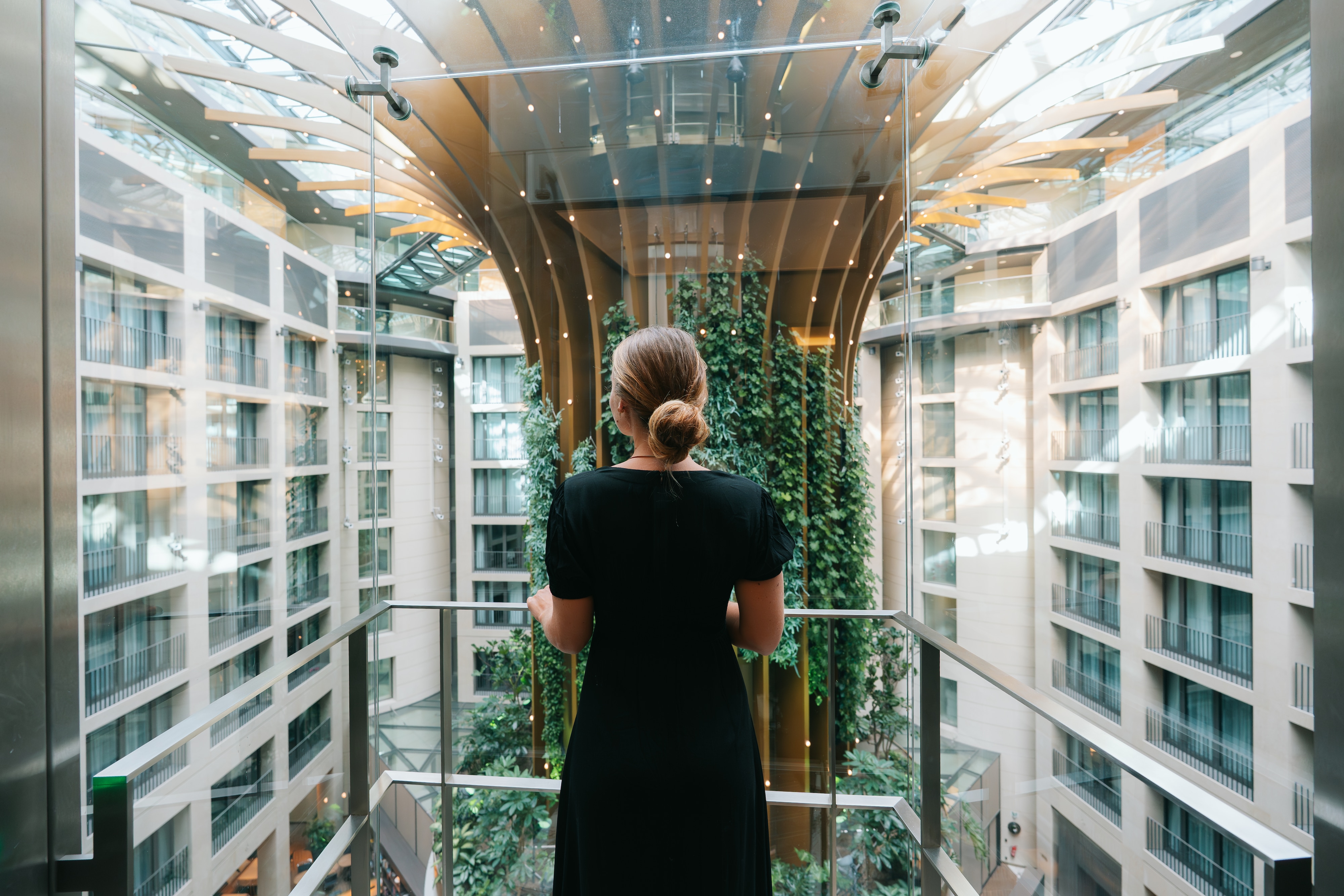 Radisson Collection Hotel, Berlin - DEBER RC Berlin Hotel and Destination fvideo p