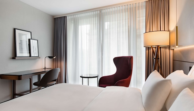 Radisson Collection Hotel, Berlin - Standard king room