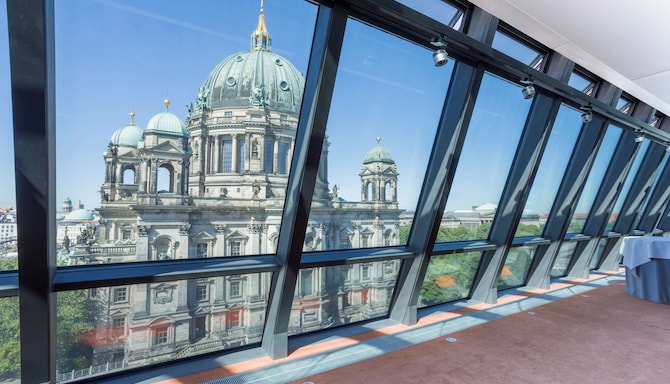 Berlin Cathedral foyer - 7th floor DomLounge