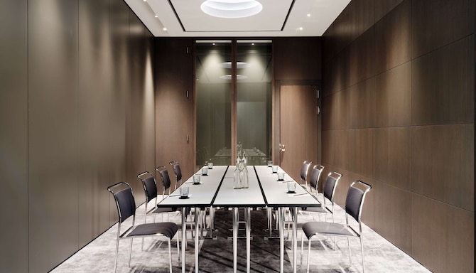 Radisson Collection Hotel, Berlin - Meeting Room Tempelhof