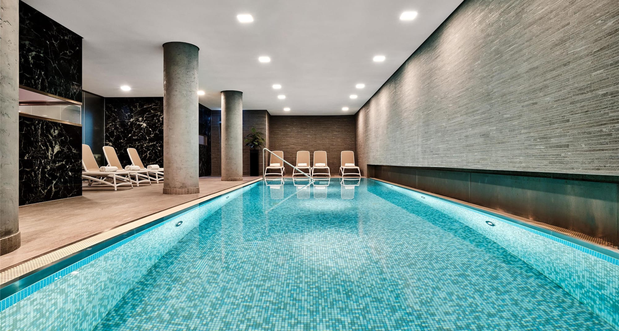 Radisson Collection Hotel, Berlin - Spa - Pool