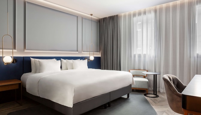 Radisson Collection Hotel, Gran Via Bilbao - Collection Room