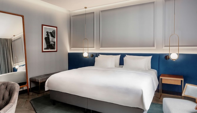 Radisson Collection Hotel, Gran Via Bilbao - Collection Room