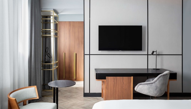 Radisson Collection Hotel, Gran Via Bilbao - Collection Room