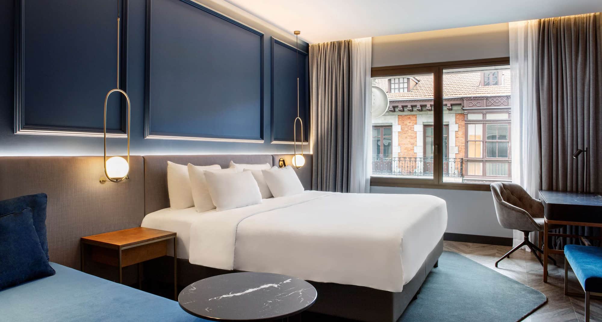 Radisson Collection Hotel, Gran Via Bilbao - Collection Premium - High Floor