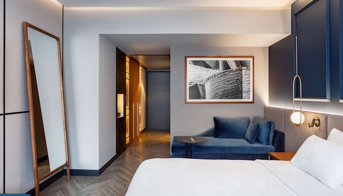 Radisson Collection Hotel, Gran Via Bilbao - Premium Room