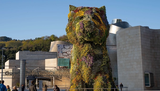 Guggenheim Museum - Puppy
