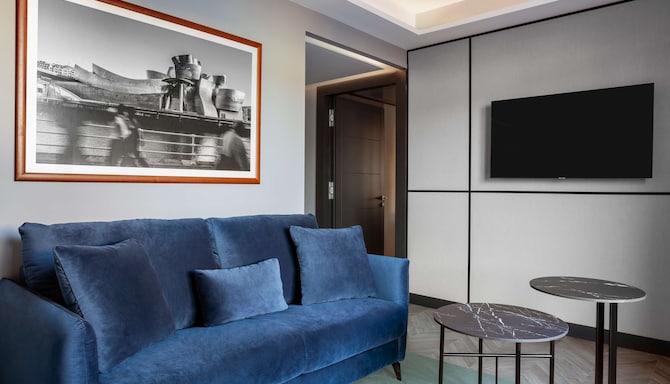 Radisson Collection Hotel, Gran Via Bilbao - Presidential Suite