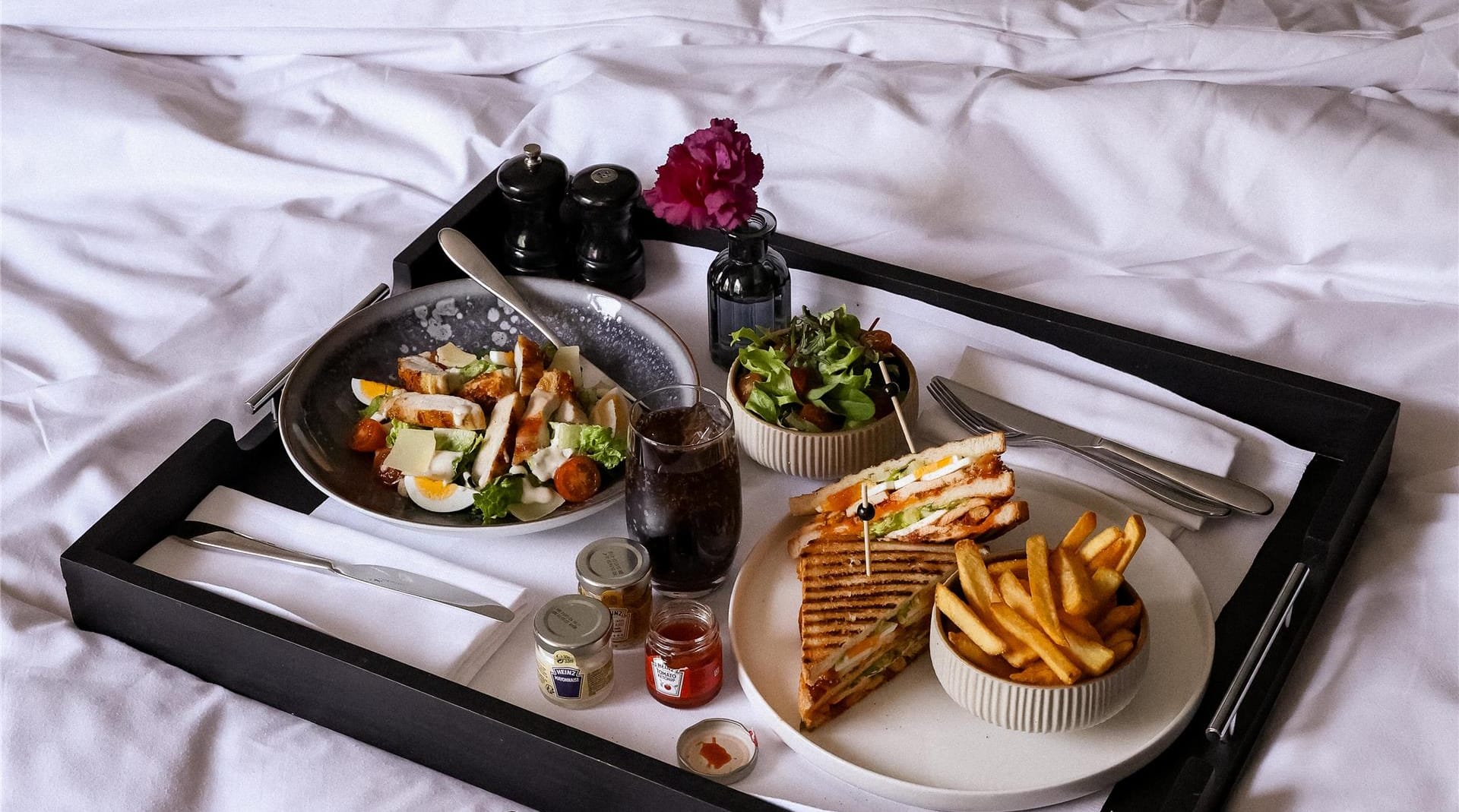 Radisson Collection Hotel, Grand Place Brussels - Room Service