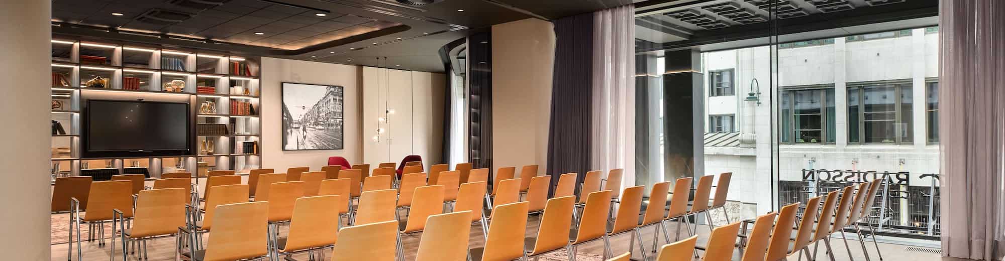 Radisson Collection Hotel, Grand Place Brussels - Amsterdam y Luxembourg, teatro