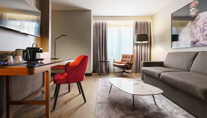 Radisson Collection Hotel, Grand Place Brussels - Photo of the whole suite