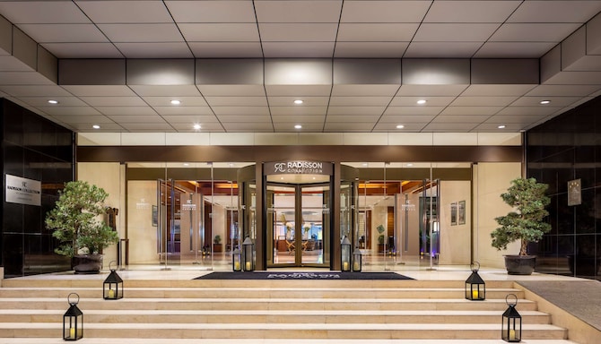 Radisson Collection Hotel, Hyland Shanghai - Entrance