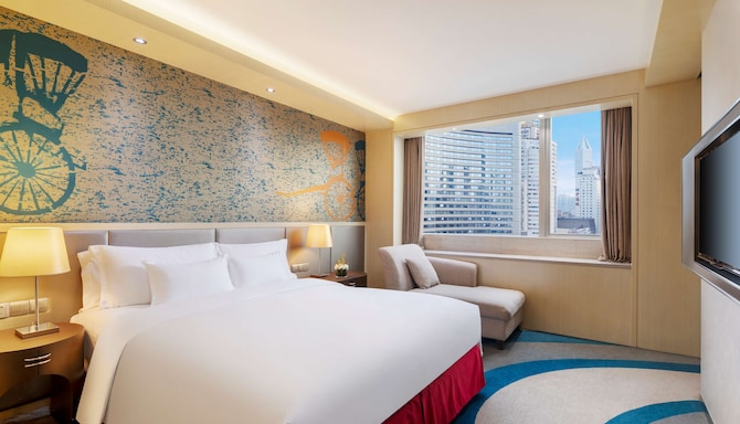 Radisson Collection Hotel, Hyland Shanghai - Junior Suite family room