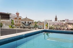 Radisson Collection Hotel, Magdalena Plaza Sevilla - Rooftop pool