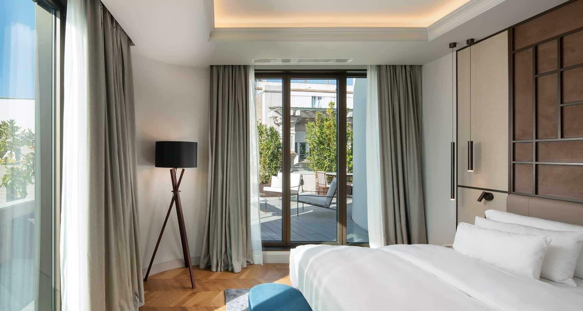 Radisson Collection Hotel, Magdalena Plaza Sevilla - Collection Premium Room with terrace & hot tub