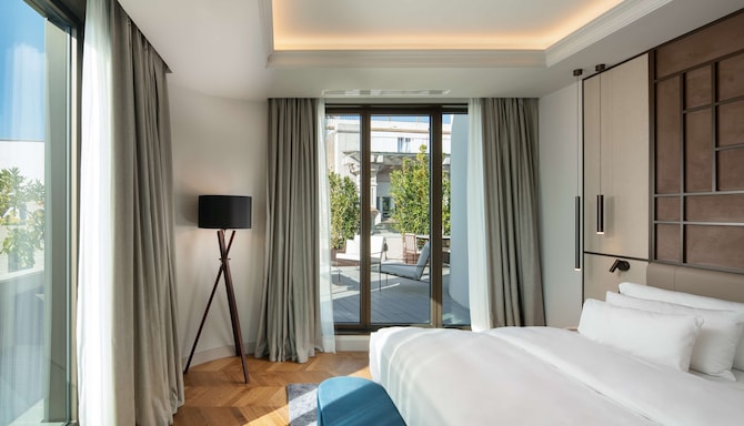 Radisson Collection Hotel, Magdalena Plaza Sevilla - Collection Premium - Terrace & Hot Tub