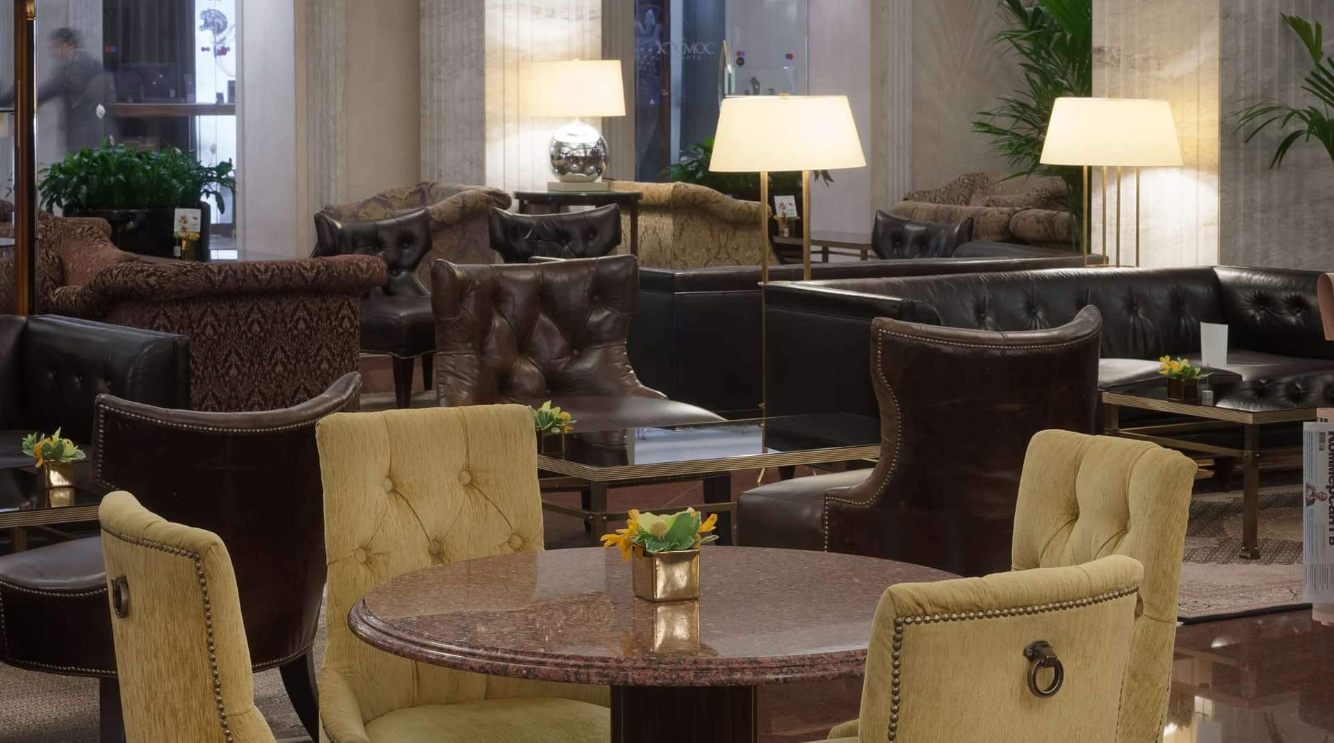 Radisson Collection Hotel, Moscow - бар в фойе