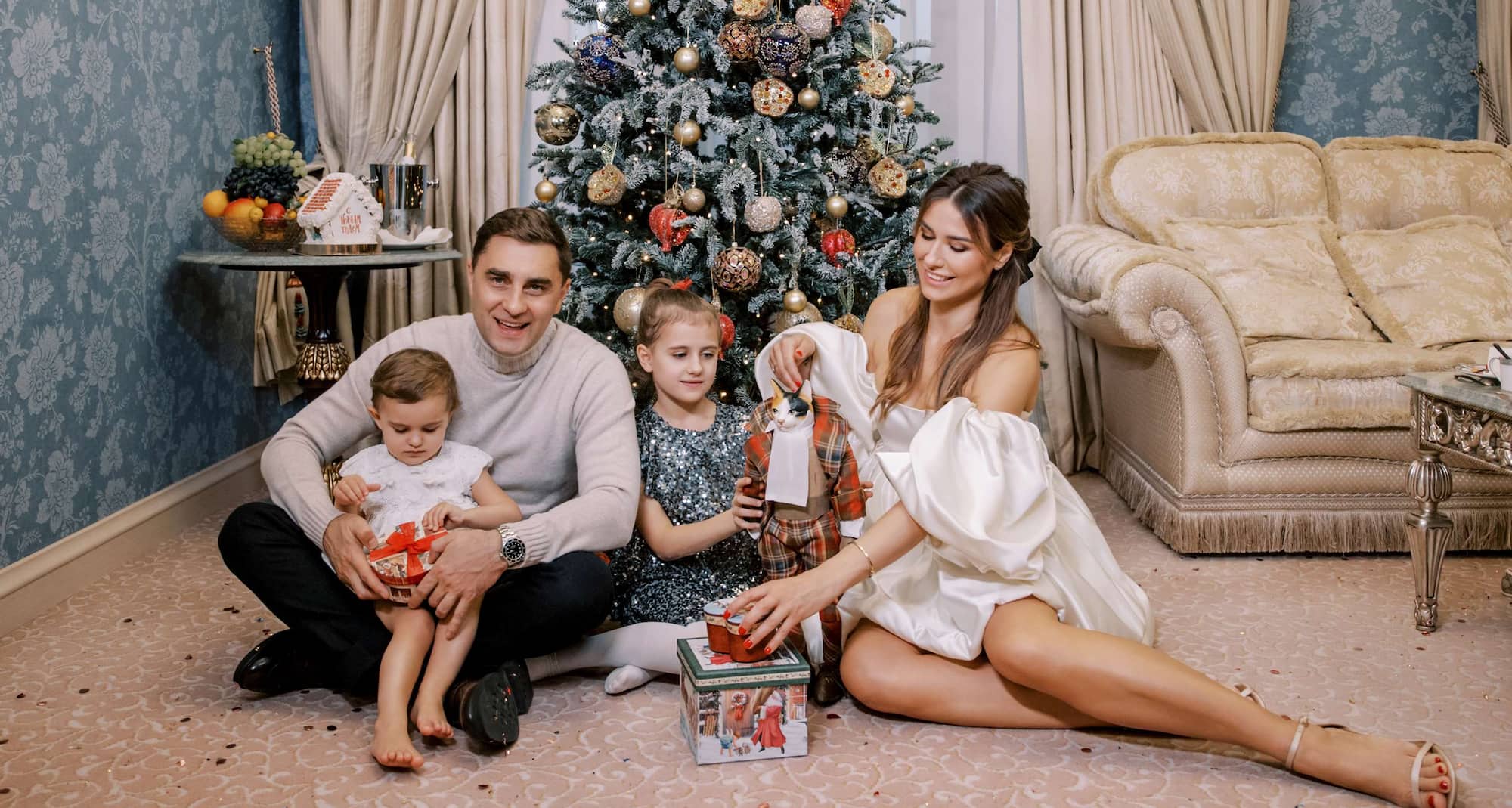 Radisson Collection Hotel, Moscow - Family time at Radisson Collection Hotel, Moscow