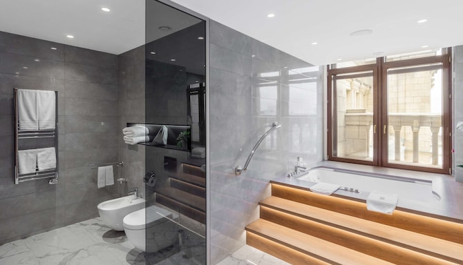Radisson Collection Hotel, Moscow - Collection Suite bathroom