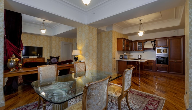 Radisson Collection Hotel, Moscow - One Bedroom Apartment dining room