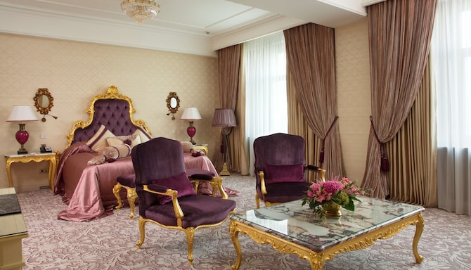 Radisson Collection Hotel, Moscow - Presidential Suite bedroom