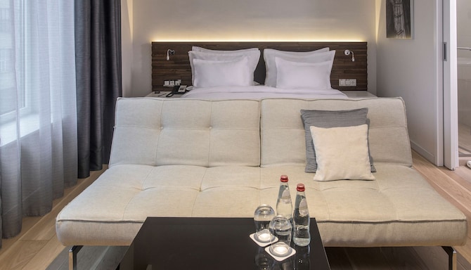 Radisson Collection Hotel, Old Mill Belgrade - Collection Superior Room