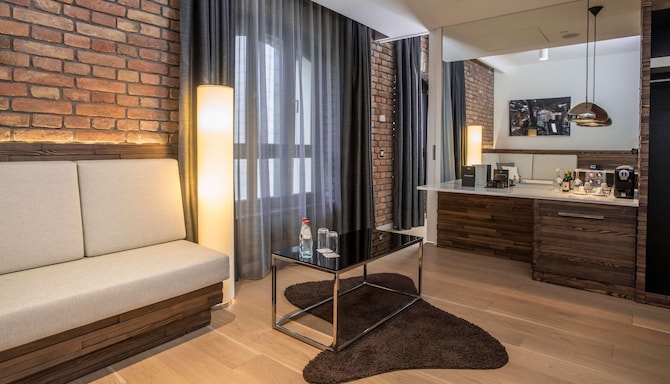 Radisson Collection Hotel, Old Mill Belgrade - Junior Suite