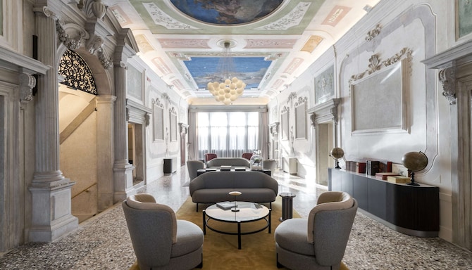 Salone Nobile al terzo piano