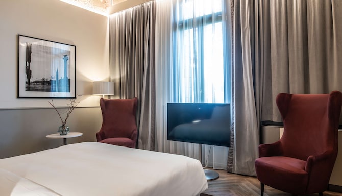 Radisson Collection Hotel, Palazzo Nani Venice - Renaissance Junior Suite