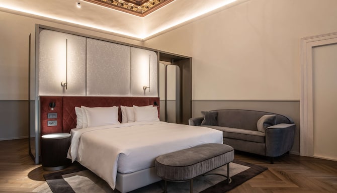 Radisson Collection Hotel, Palazzo Nani Venice - Renaissance Junior Suite