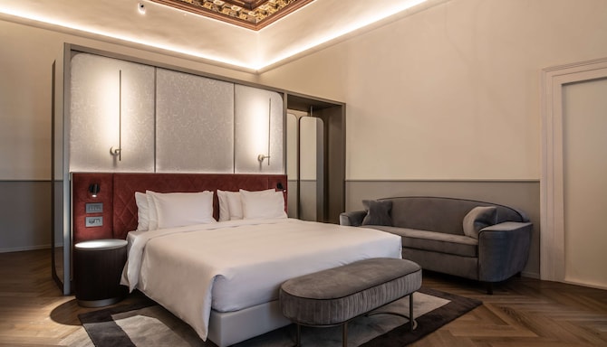 Radisson Collection Hotel, Palazzo Nani Venice - Renaissance Junior Suite