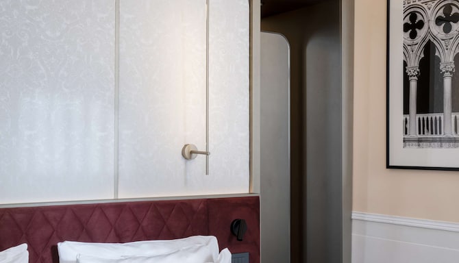 Radisson Collection Hotel, Palazzo Nani Venice - Renaissance Junior Suite with canal view