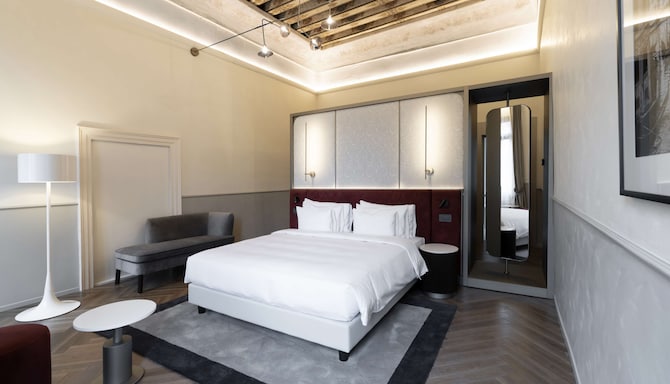 Radisson Collection Hotel, Palazzo Nani Venice - Renaissance Junior Suite