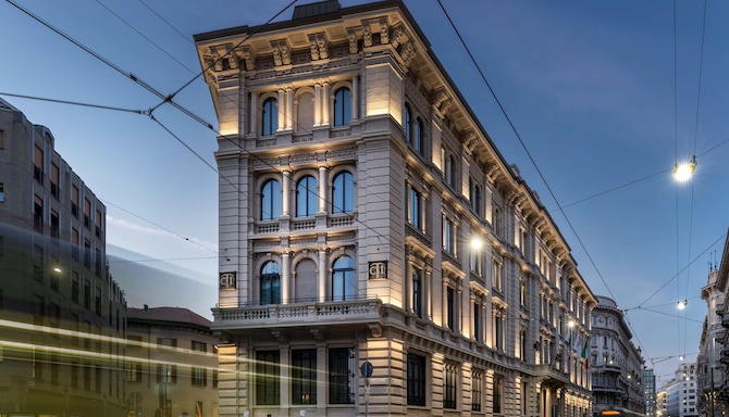 Radisson Collection Hotel, Palazzo Touring Club Milan - Facade