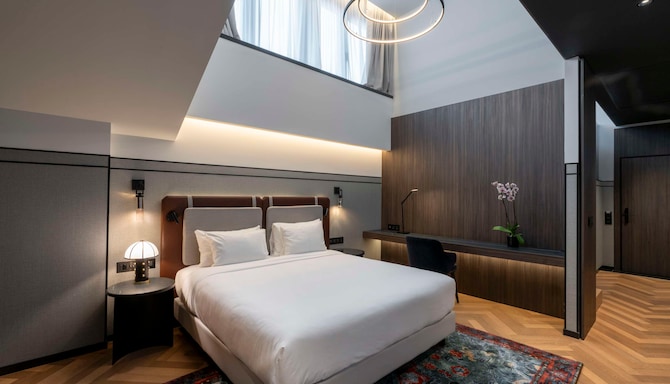 Radisson Collection Hotel, Palazzo Touring Club Milan - Junior Suite