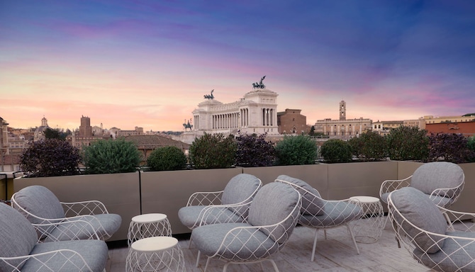 Radisson Collection Hotel, Roma Antica - Modius on the Roof - Terrace