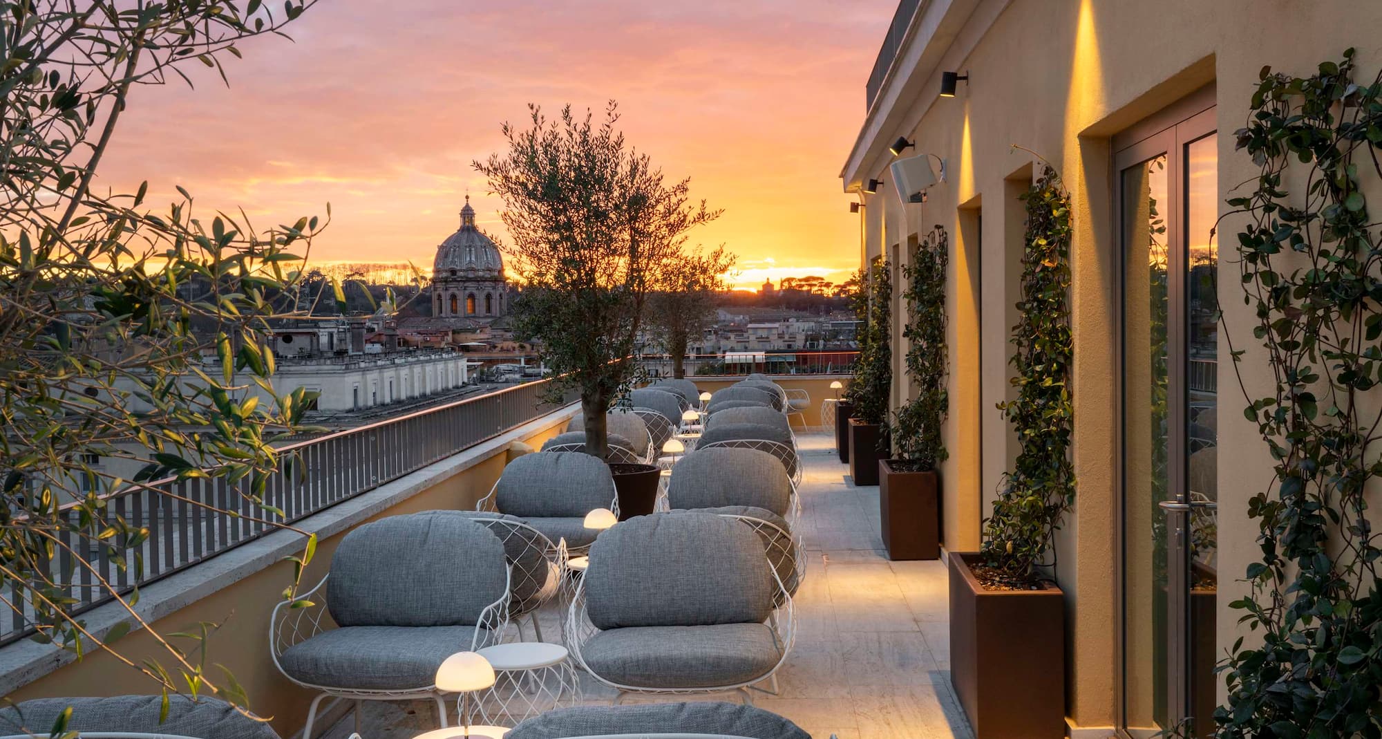 Radisson Collection Hotel, Roma Antica - Modius on the Roof Terrace