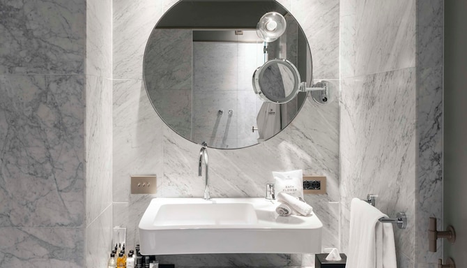 Radisson Collection Hotel, Roma Antica - Salle de bain de la chambre