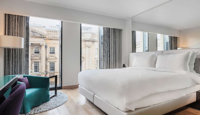 Radisson Collection Hotel, Royal Mile Edinburgh - Premium Room