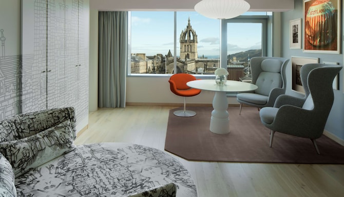 Radisson Collection Hotel, Royal Mile Edinburgh - 套房