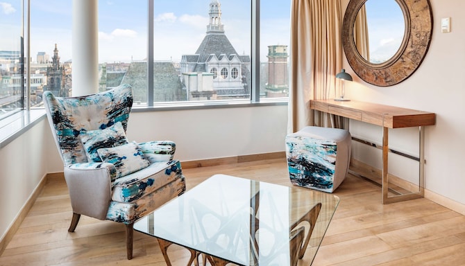 Radisson Collection Hotel, Royal Mile Edinburgh - Garden Paradise Suite