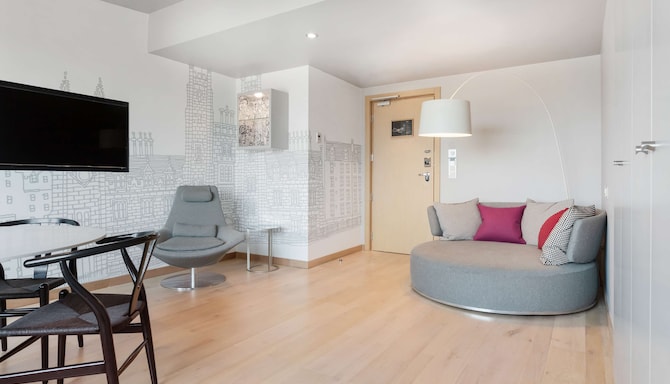 Radisson Collection Hotel, Royal Mile Edinburgh - Junior Suite