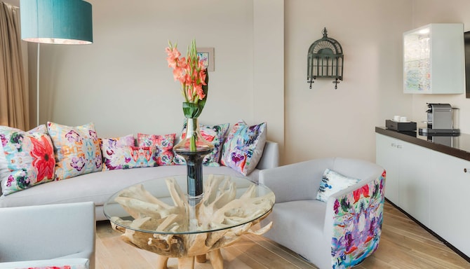 Radisson Collection Hotel, Royal Mile Edinburgh - Garden Paradise Suite