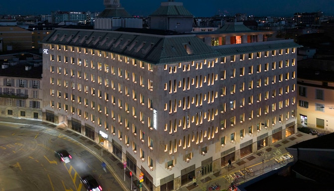 Radisson Collection Hotel, Santa Sofia Milan - Façade by night