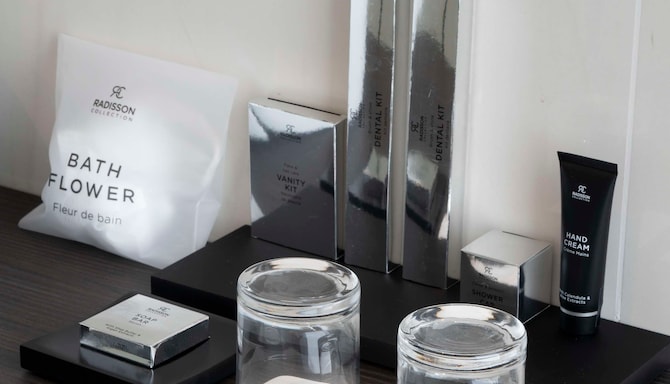 Radisson Collection Hotel, Santa Sofia Milan - Bathroom ameneties